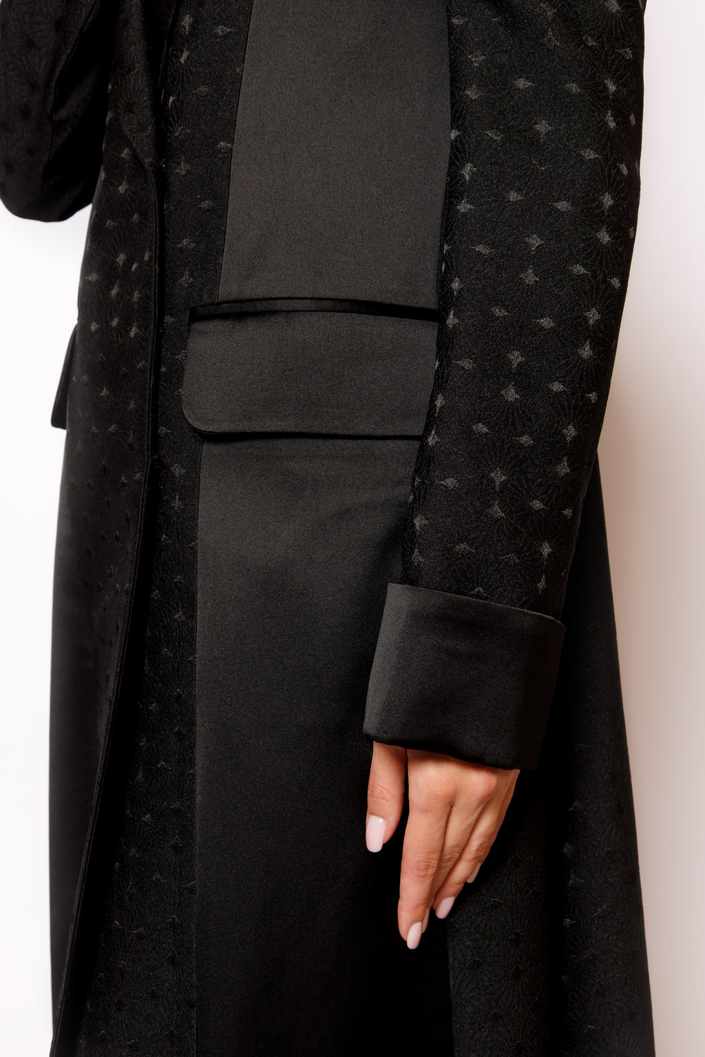 Sculptural Blazer Abaya