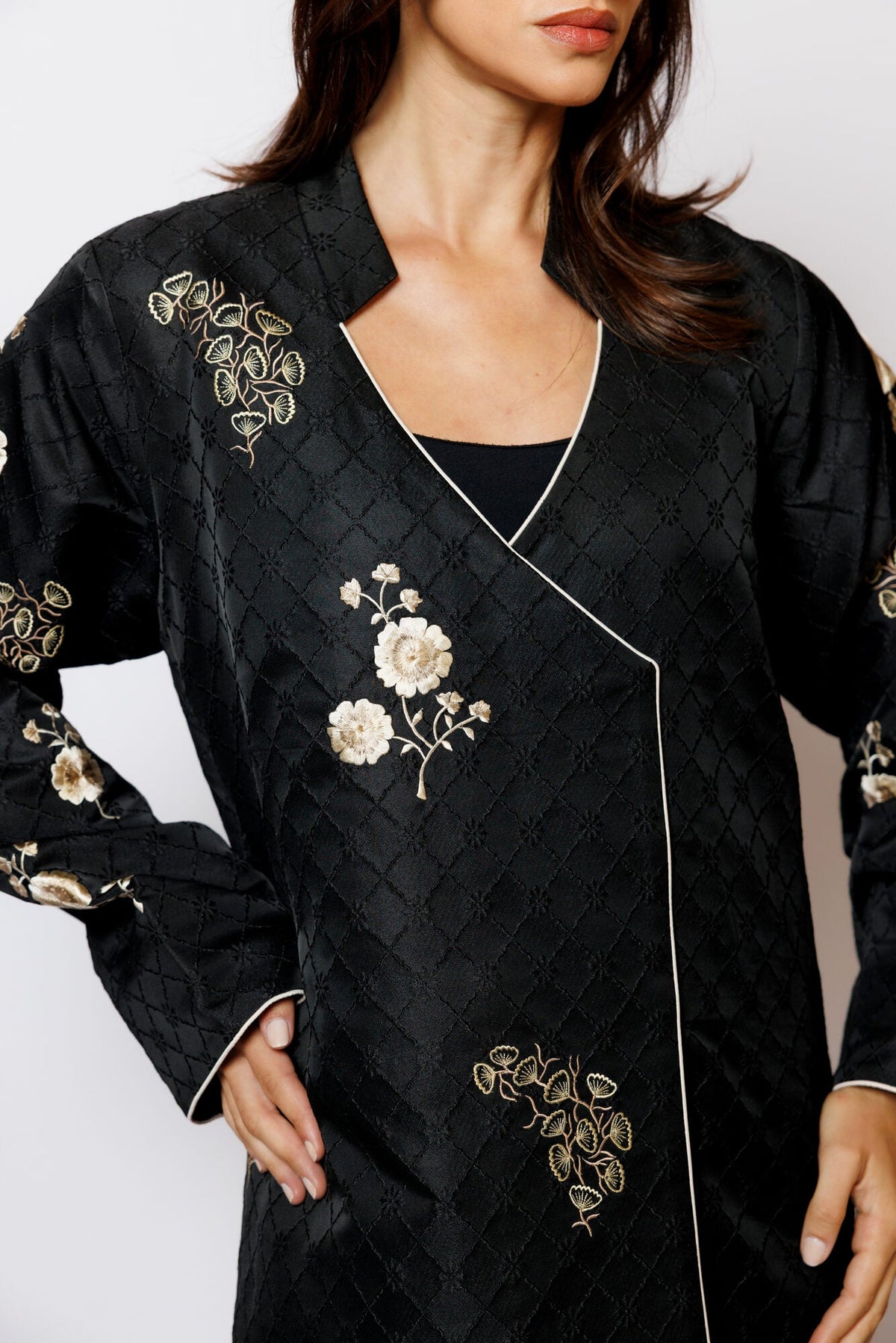 AB 0039 Jakar With Embroidery